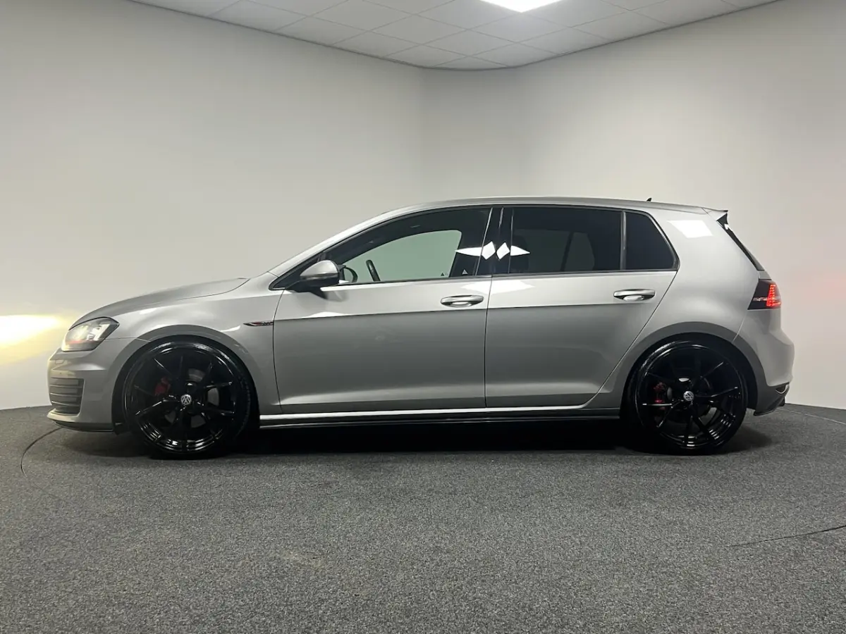 2.0 TSI GTI 310PK | CARPLAY | KLEPSYSTEEM | EIBACH | STOELVERWARMING | PARKEERSENSOREN |
