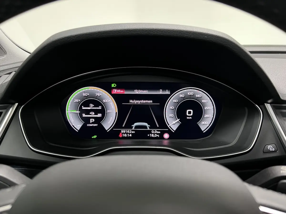 55 TFSI e S edition | PANO | TREKHAAK | MATRIX | 360 CAMERA | B&O |