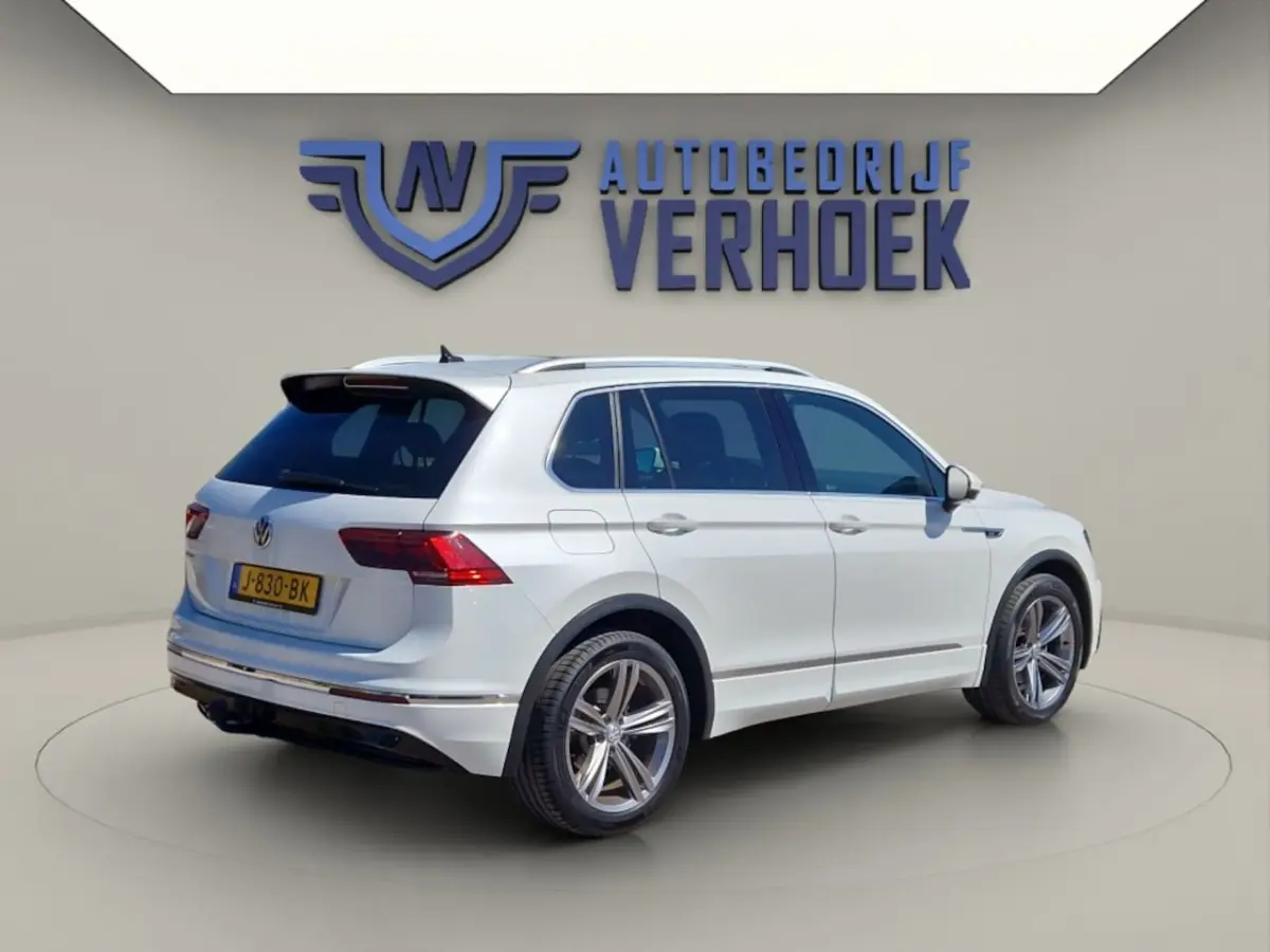 1.5 TSI R-Line Trekhaak - NL Auto - Virtual Cockpit - Automaat