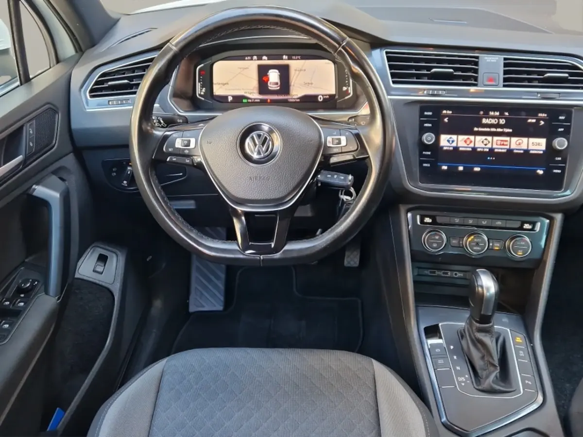 1.5 TSI R-Line Trekhaak - NL Auto - Virtual Cockpit - Automaat