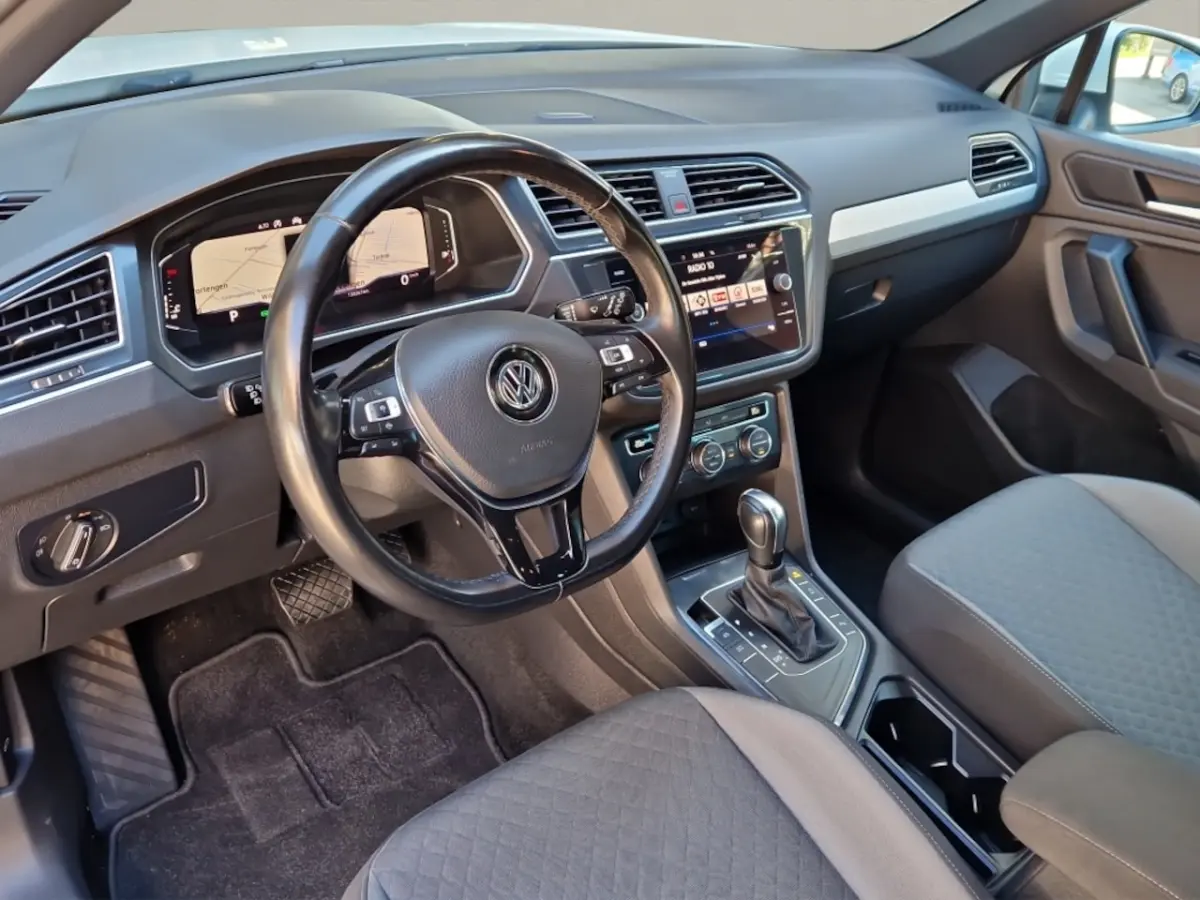 1.5 TSI R-Line Trekhaak - NL Auto - Virtual Cockpit - Automaat