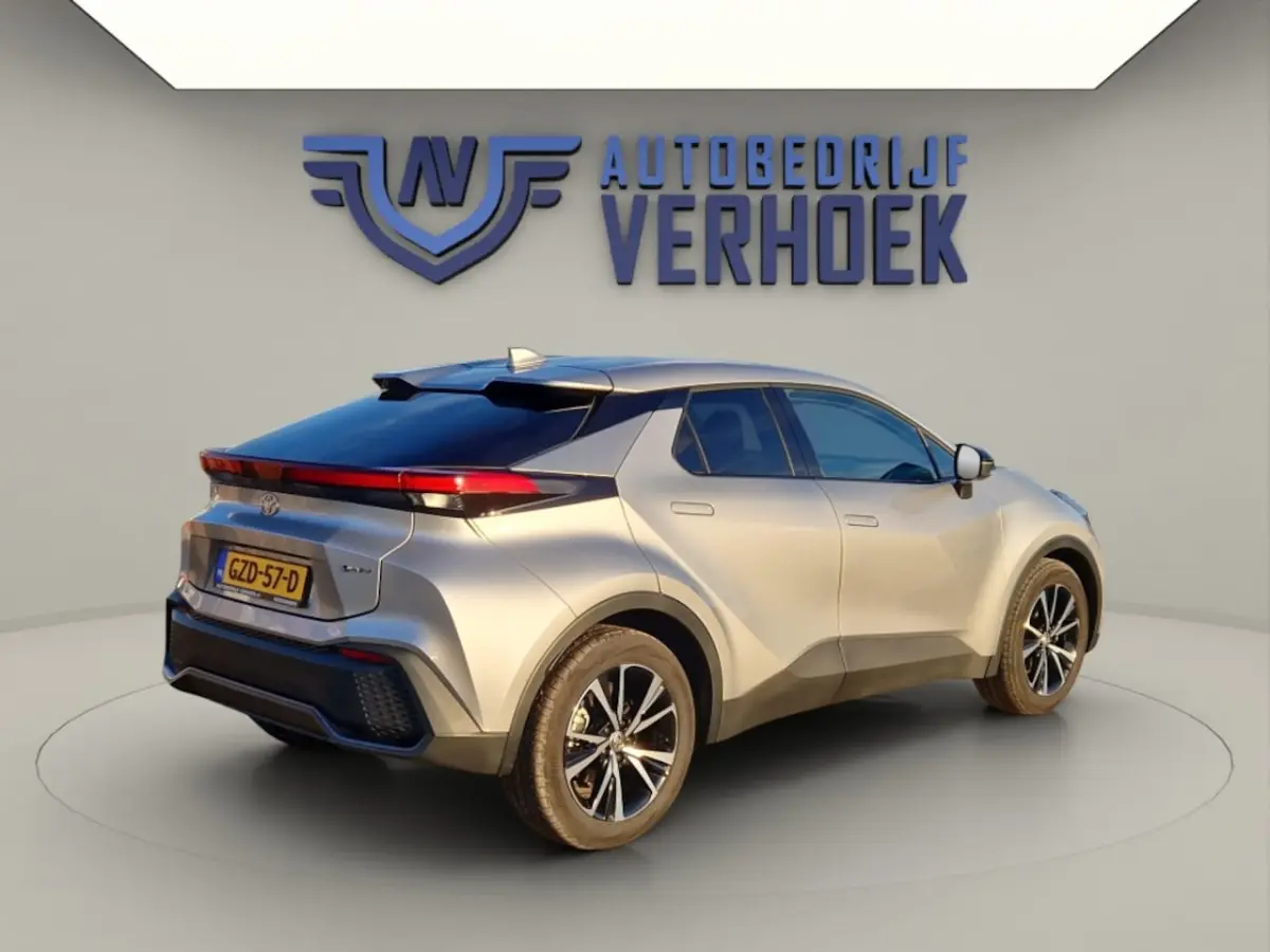 1.8 Hybrid 140 Dynamic - NL Auto - Luxe uitvoering