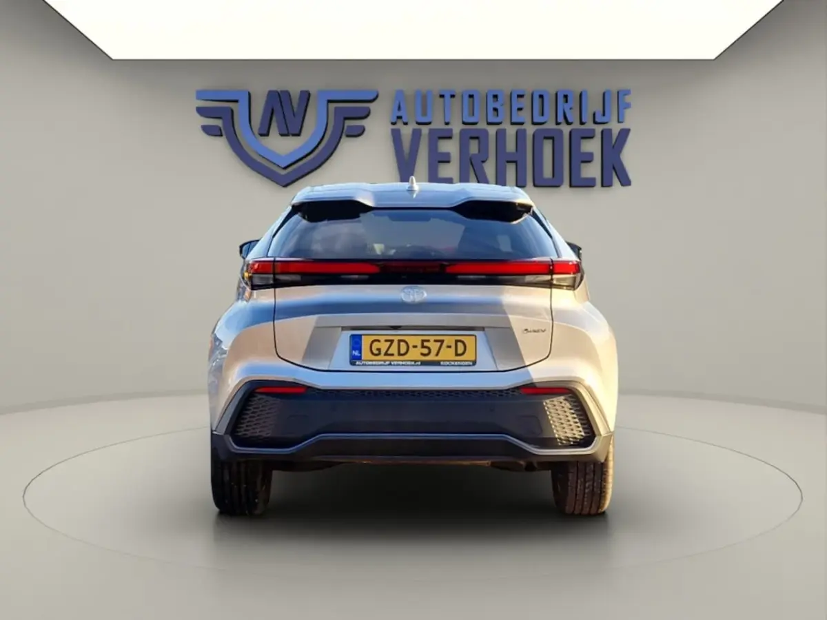 1.8 Hybrid 140 Dynamic - NL Auto - Luxe uitvoering