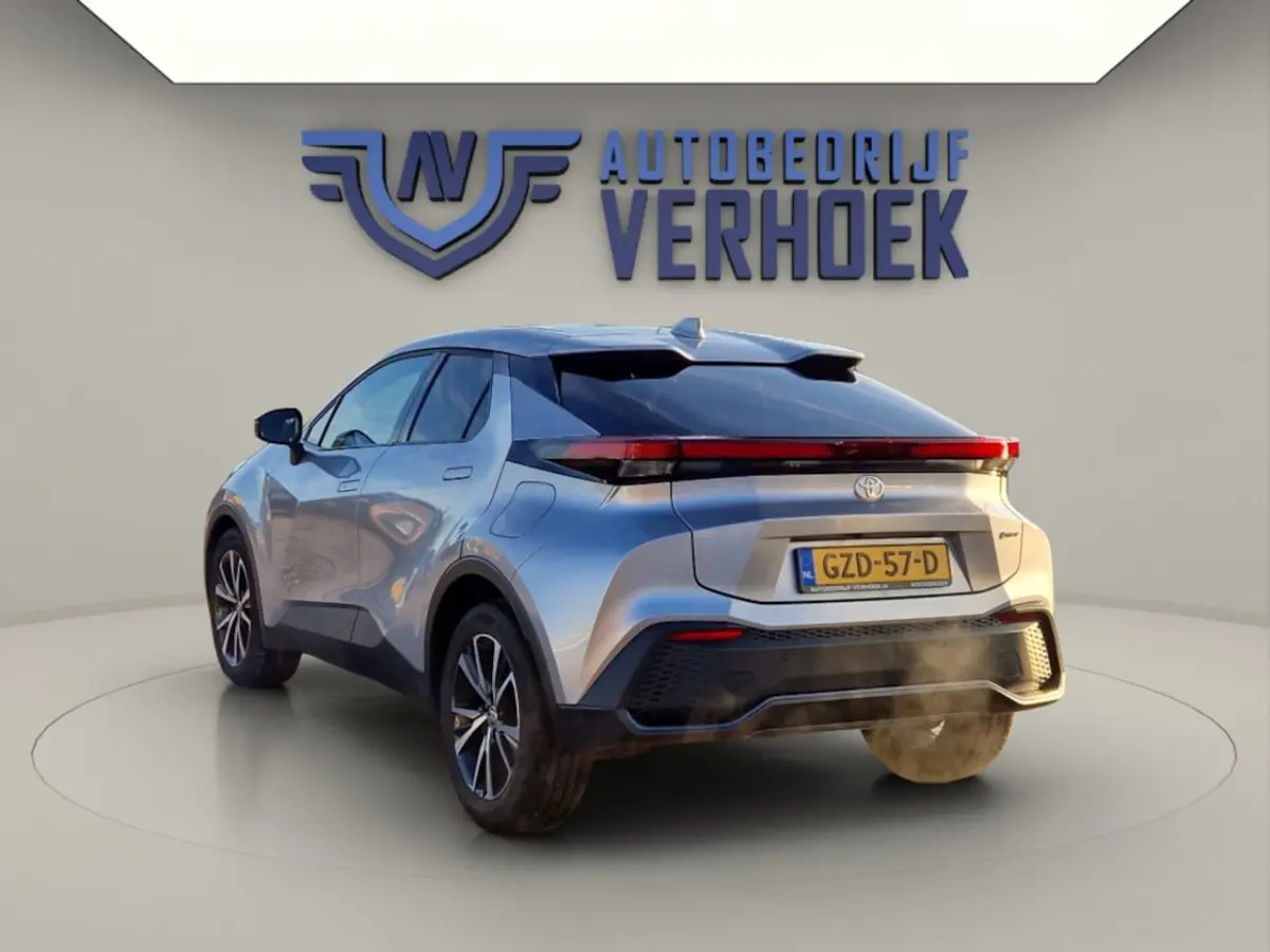 1.8 Hybrid 140 Dynamic - NL Auto - Luxe uitvoering
