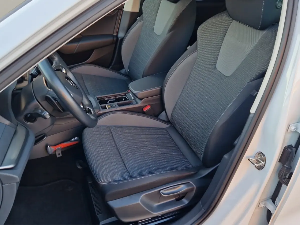 1.0 e-TSI 110PK Automaat Business Edition - NL Auto