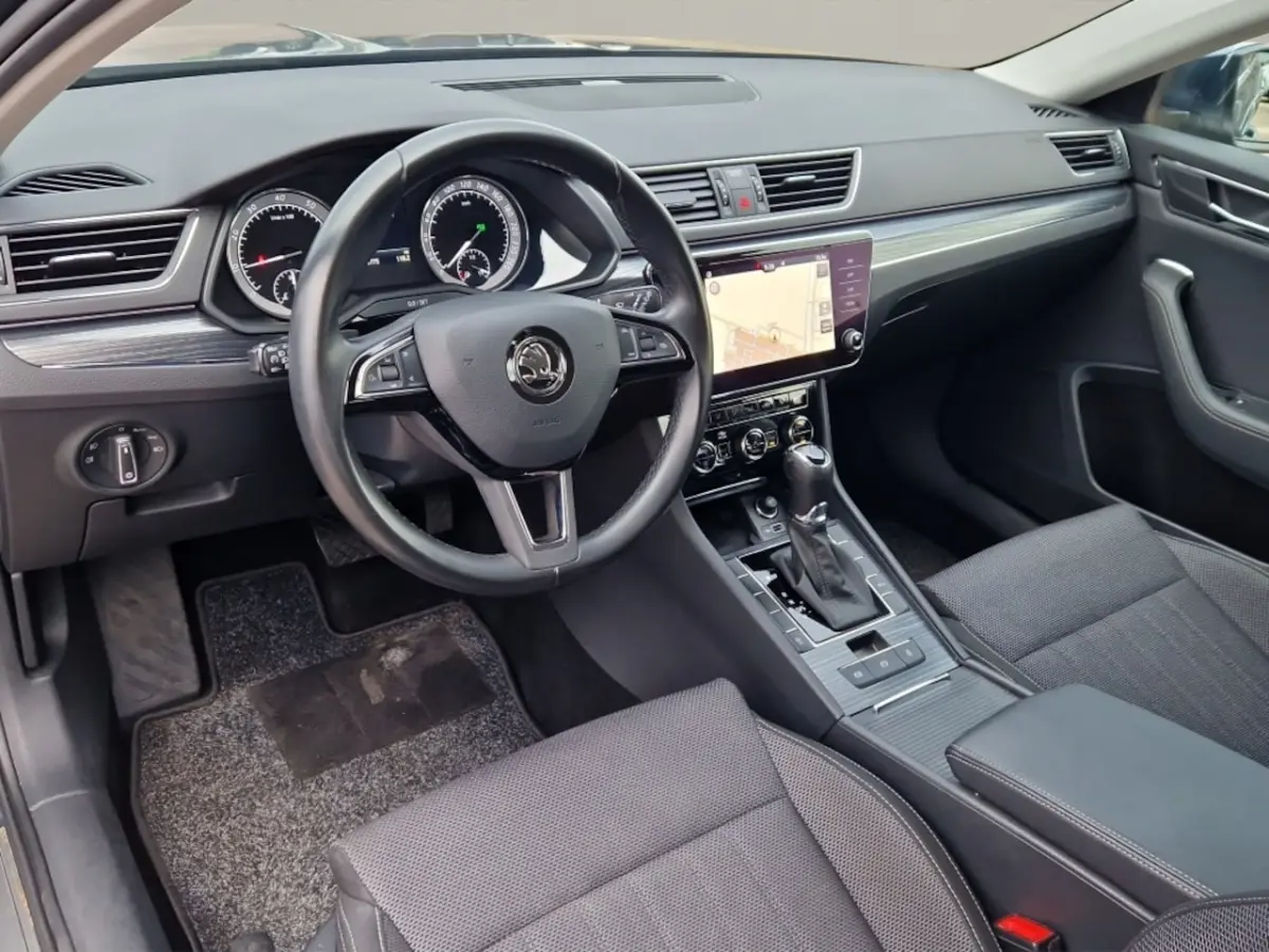 1.5 TSI Business Edition Trekhaak - Carplay - NL Auto