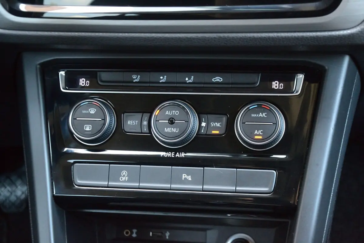 1.2 TSI Comfortline 7 Persoons | Navigatie | Trekhaak | Parkeersensoren v+a