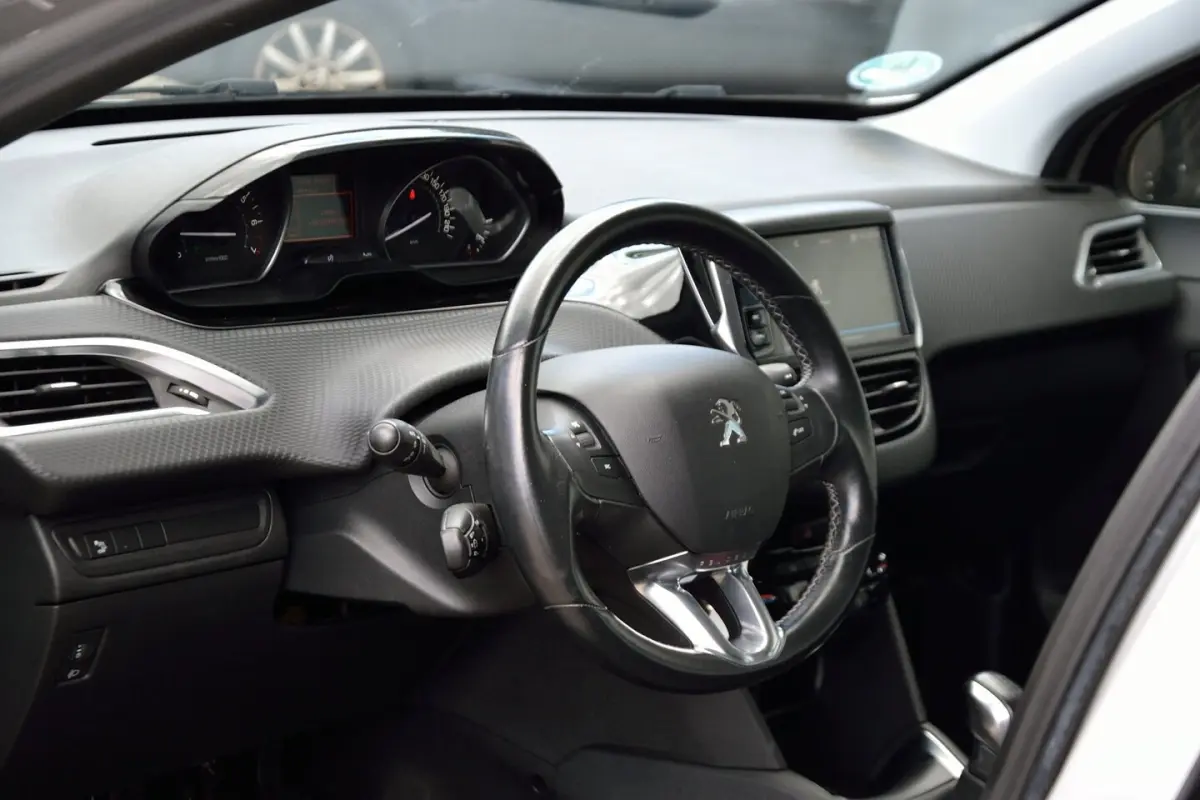 1.2 PureTech Allure | Navigatie | Climate Control | Cruise Control