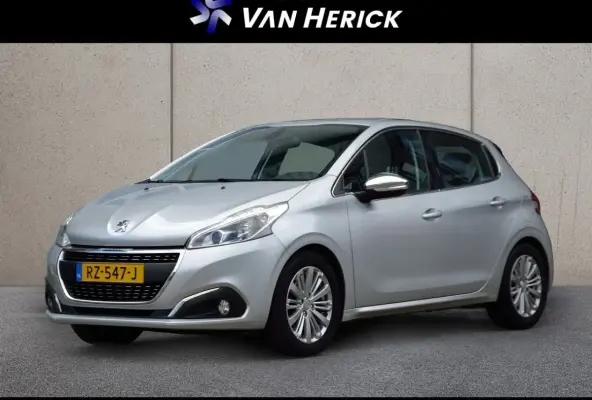 1.2 PureTech Allure | Navigatie | Climate Control | Cruise Control