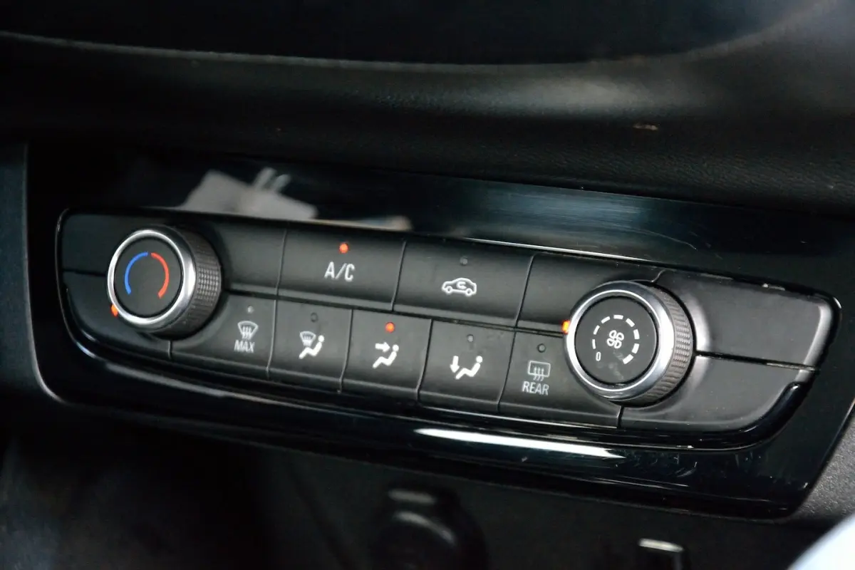 1.2 Elegance 100PK Automaat | Carplay | Airco | Cruise Control