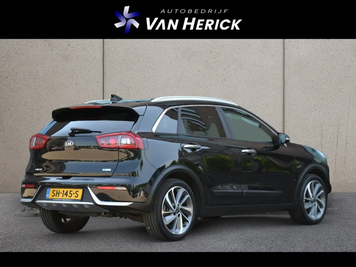 1.6 GDi Hybrid Edition | Achteruitrijcamera | Schuif/Kanteldak | Winterpakket