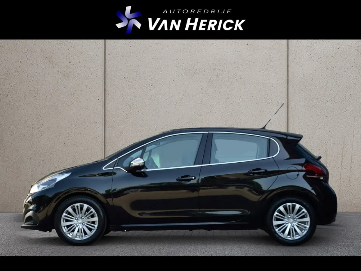 1.2 PureTech Blue Lease Executive | Cruise Control | Carplay | Climate Control
