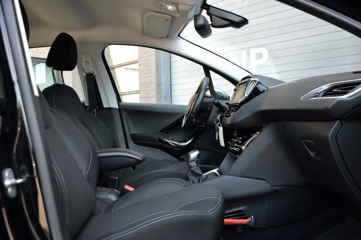 1.2 PureTech Blue Lease Executive | Cruise Control | Carplay | Climate Control