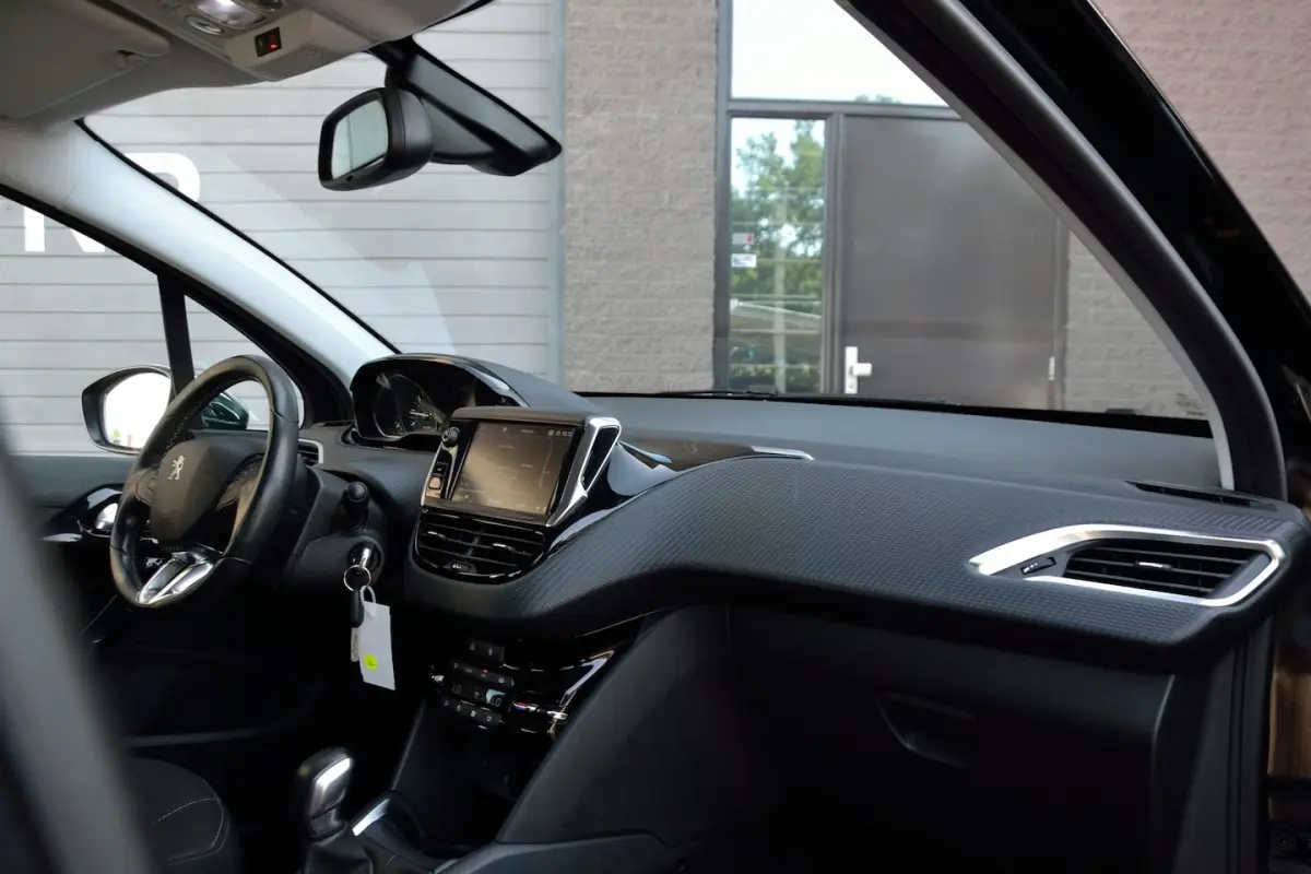 1.2 PureTech Blue Lease Executive | Cruise Control | Carplay | Climate Control