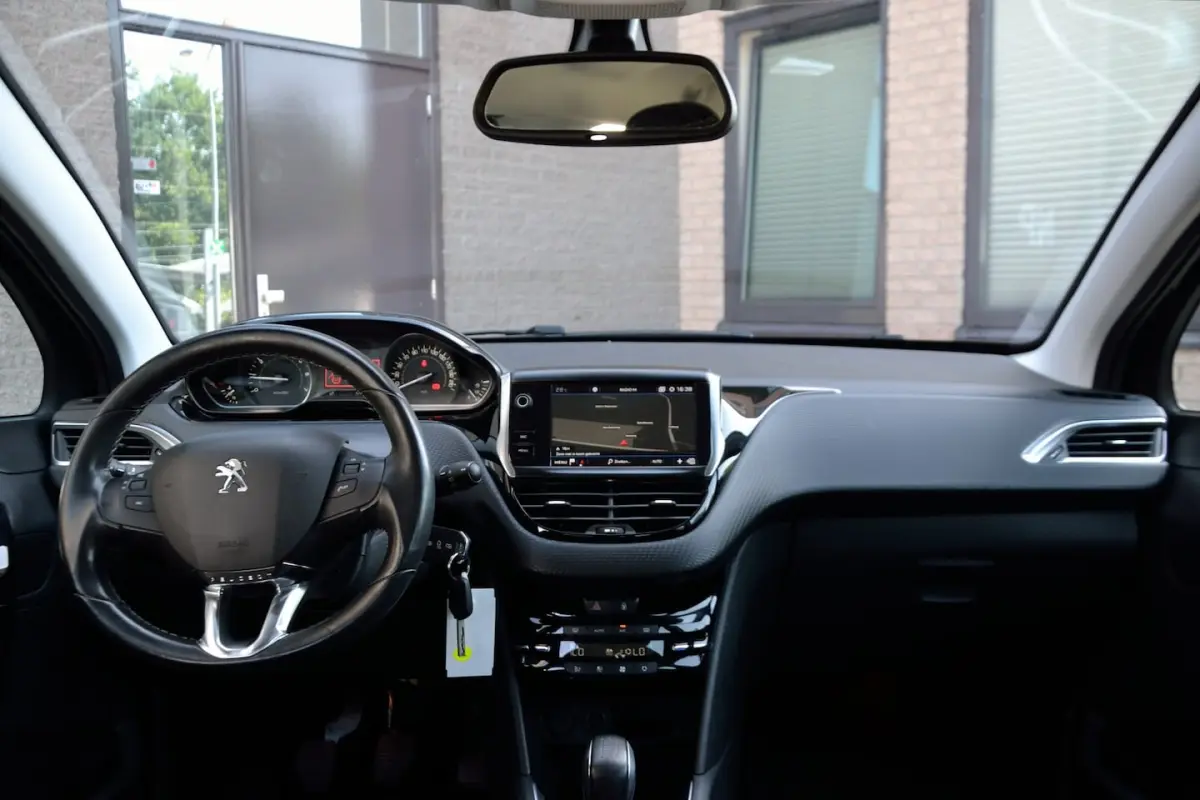 1.2 PureTech Blue Lease Executive | Cruise Control | Carplay | Climate Control