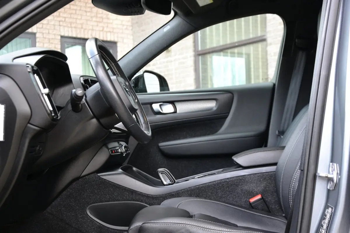 2.0 T4 R-Design 190PK | ACC | Keyless | Standverwarming