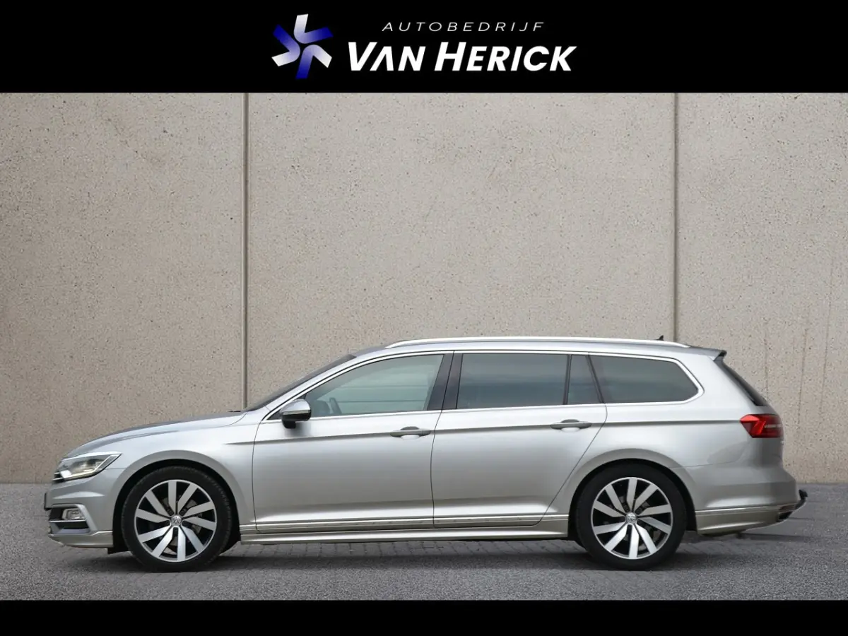 1.4 TSI Highline Business R | R-Line | Leder | Trekhaak | Head-up