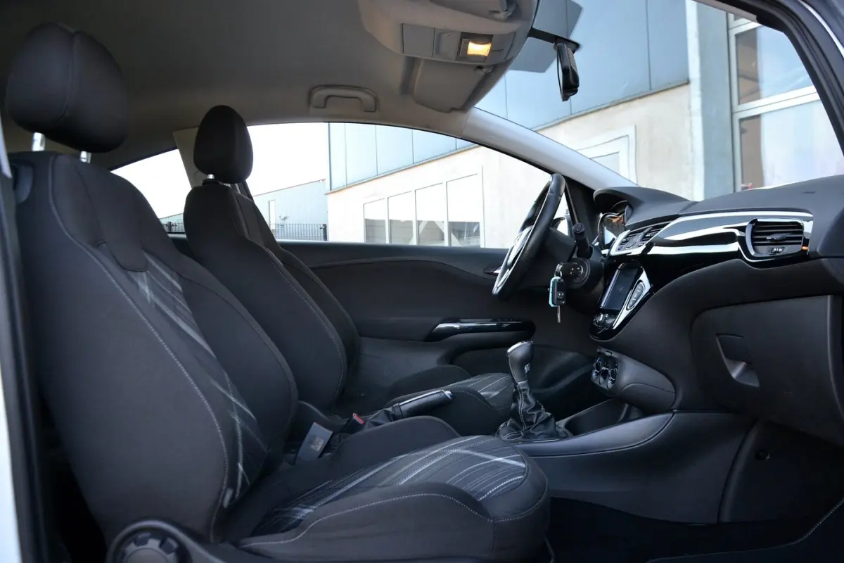1.0 Turbo Color Edition | OPC Line | Parkeersensoren | Cruise Control