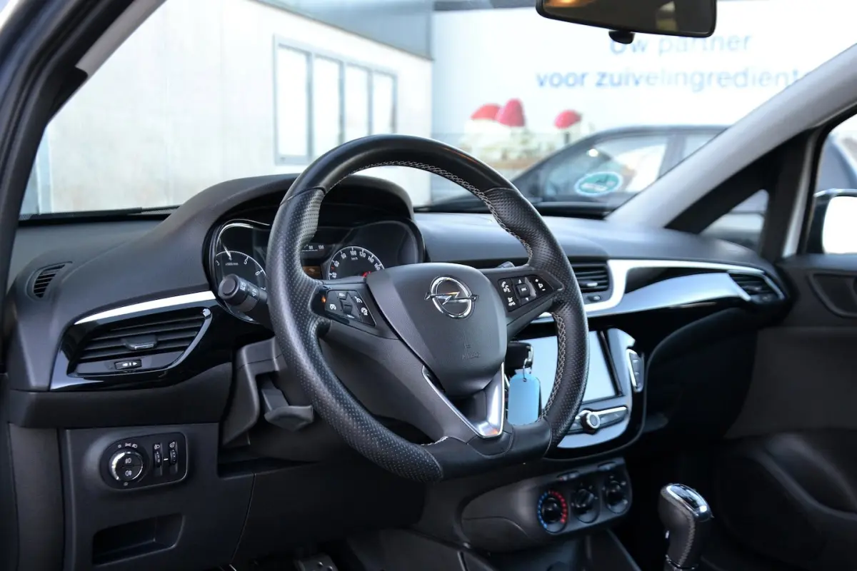 1.0 Turbo Color Edition | OPC Line | Parkeersensoren | Cruise Control
