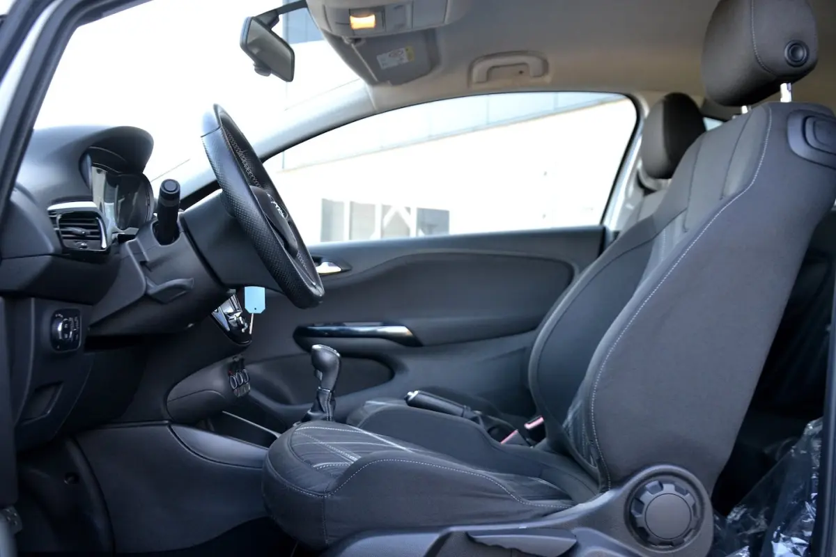 1.0 Turbo Color Edition | OPC Line | Parkeersensoren | Cruise Control