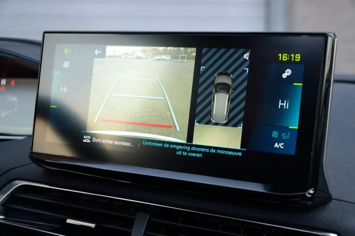 1.6 HYbrid 225 GT | Panoramadak | ACC | Navi