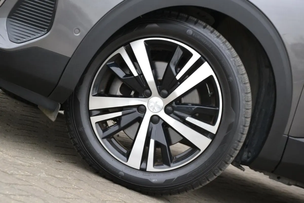 1.6 HYbrid 225 GT | Panoramadak | ACC | Navi