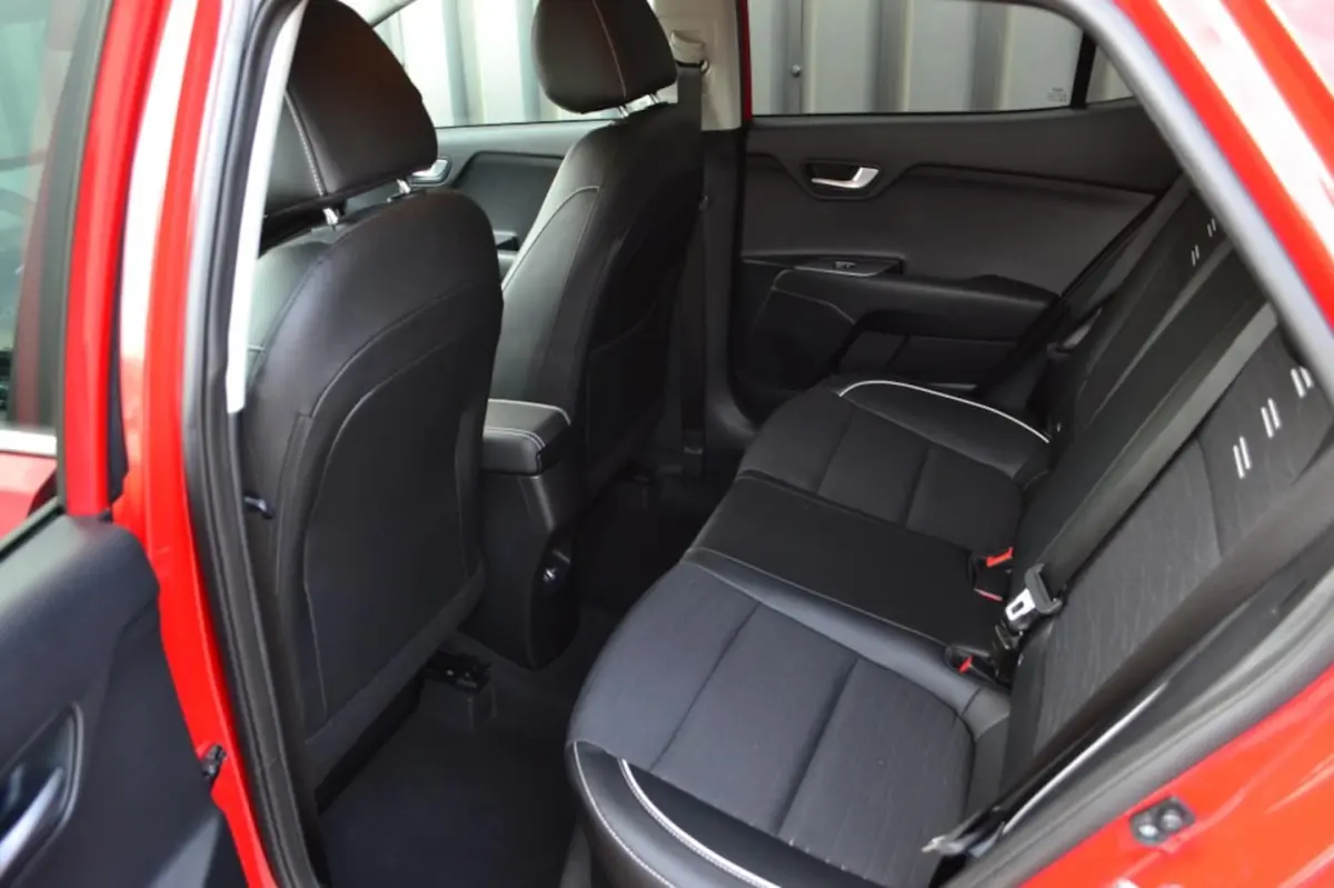 1.0 T-GDI MHEV GT Line LED/Camera/Navi