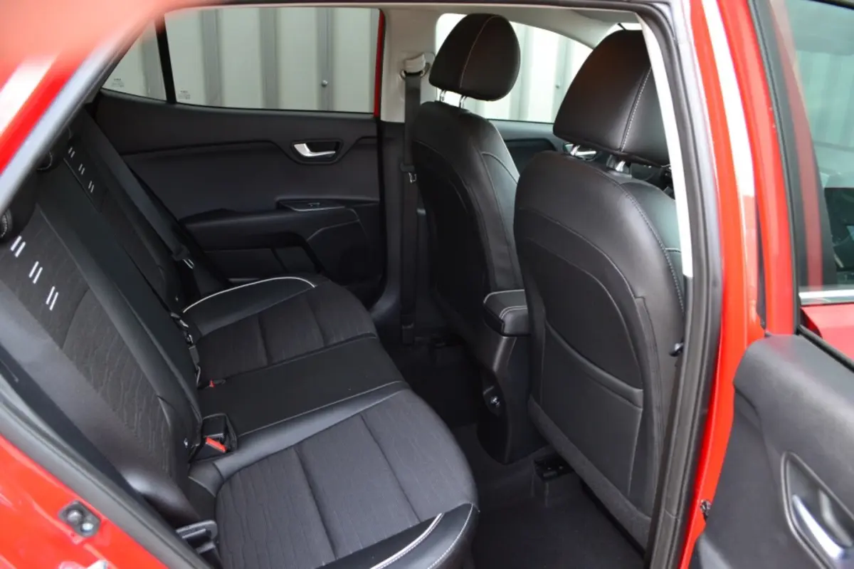1.0 T-GDI MHEV GT Line LED/Camera/Navi