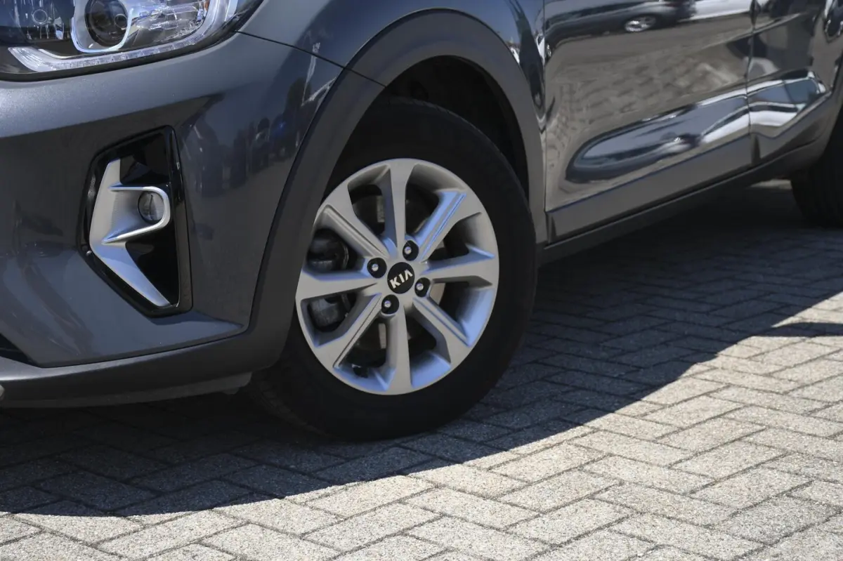 1.0 T-GDi MHEV DynamicLine CAMERA/ DAB/ CRUISE.C