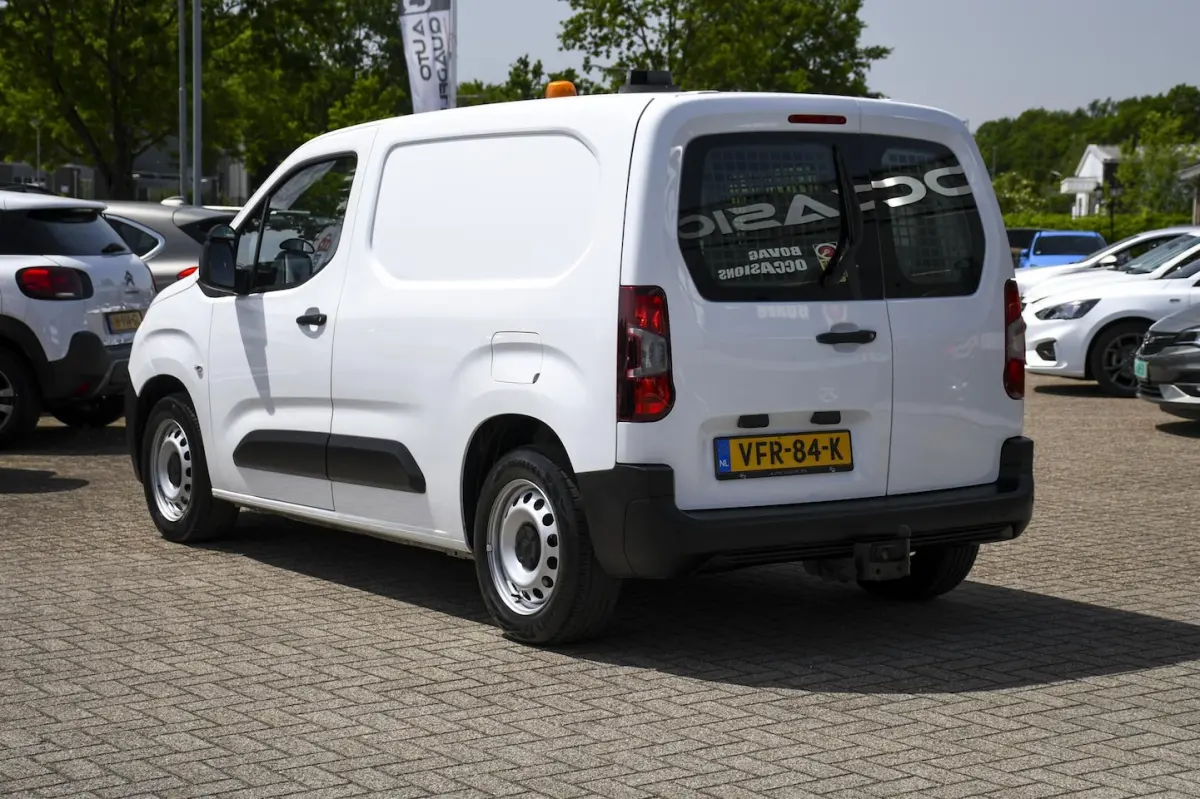 1.5 BlueHDI Club 75KW/NAVI/PDC/WERK INRICHTING