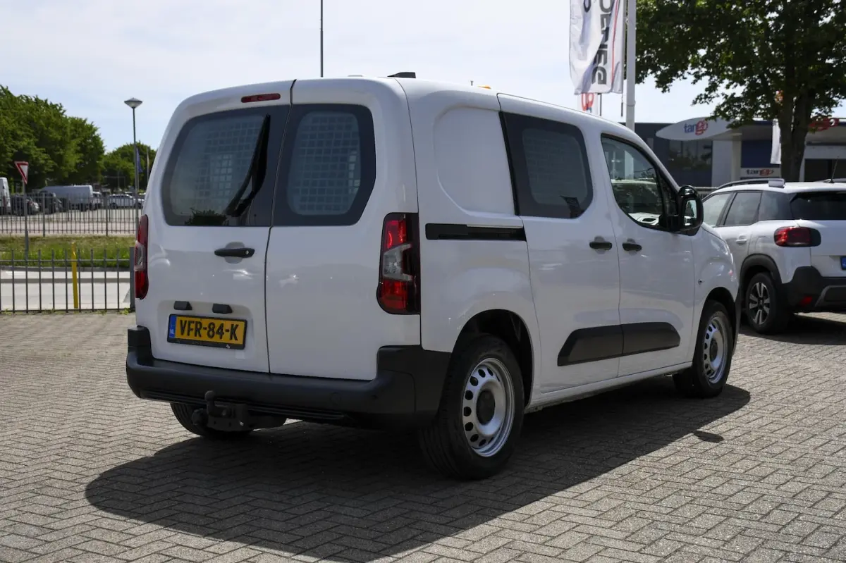 1.5 BlueHDI Club 75KW/NAVI/PDC/WERK INRICHTING