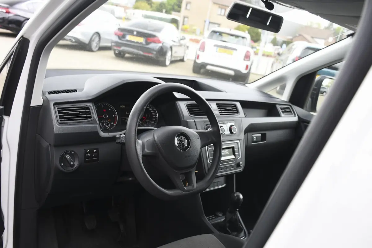 2.0 TDI L1H1 BMT Trendline /Trekhaak/Cruise contro