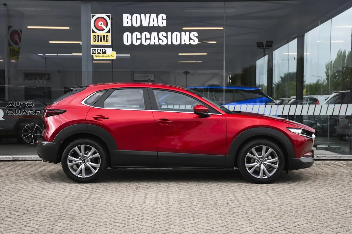 2.0 e-SkyActiv-X M Hybrid APPLE CARPLAY/ TREKHAAK