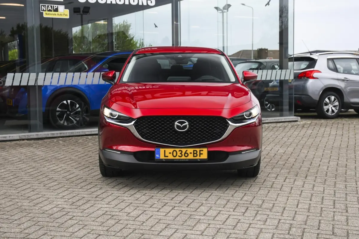 2.0 e-SkyActiv-X M Hybrid APPLE CARPLAY/ TREKHAAK
