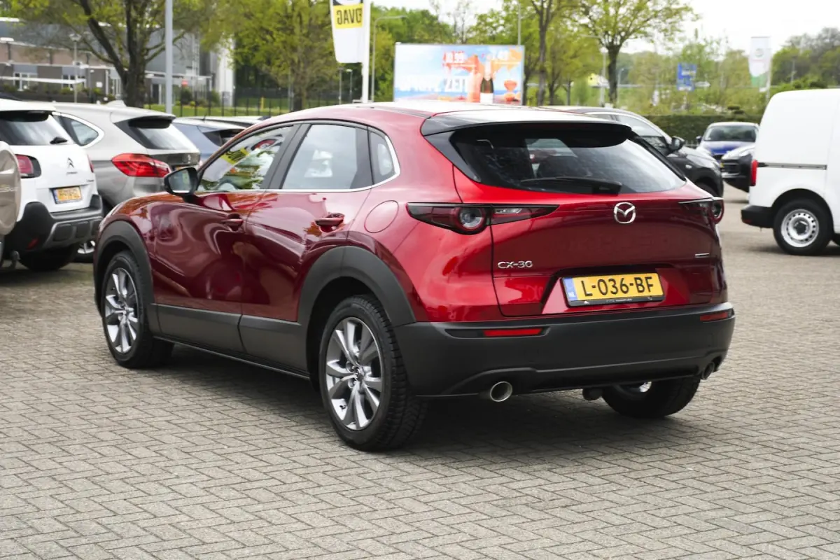 2.0 e-SkyActiv-X M Hybrid APPLE CARPLAY/ TREKHAAK