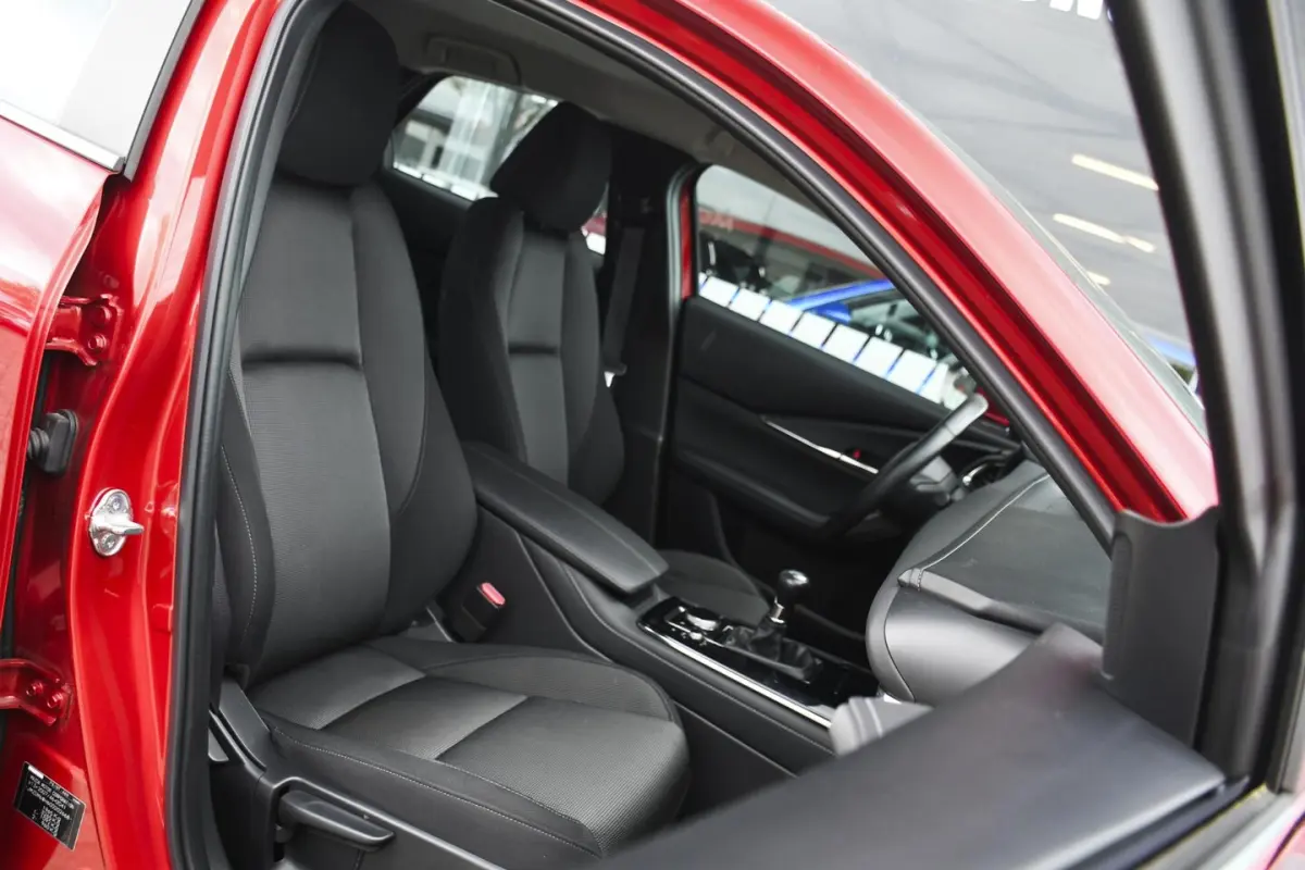 2.0 e-SkyActiv-X M Hybrid APPLE CARPLAY/ TREKHAAK