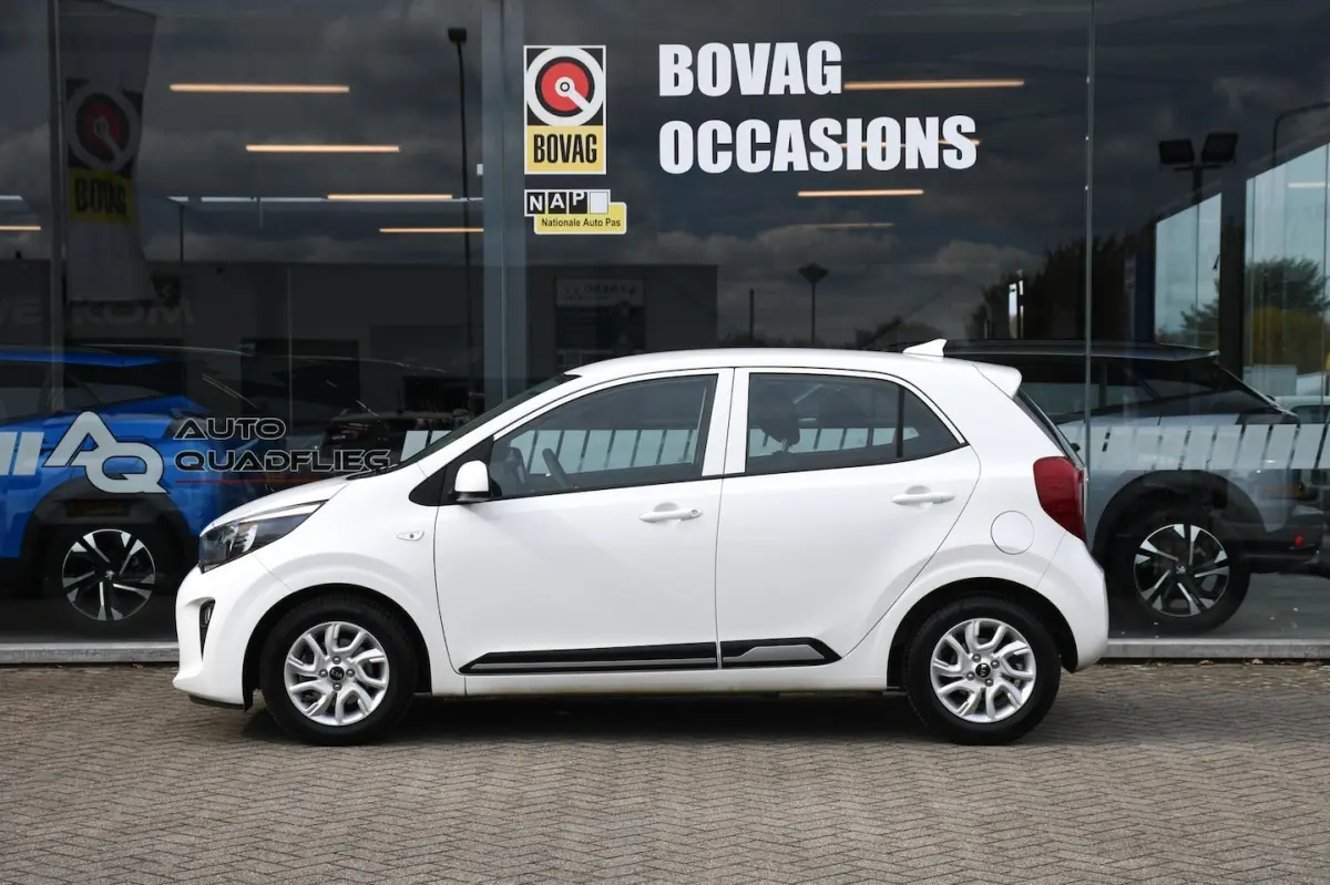 1.0 CVVT Navigator 1 EIGENAAR/ APPLE CARPLAY