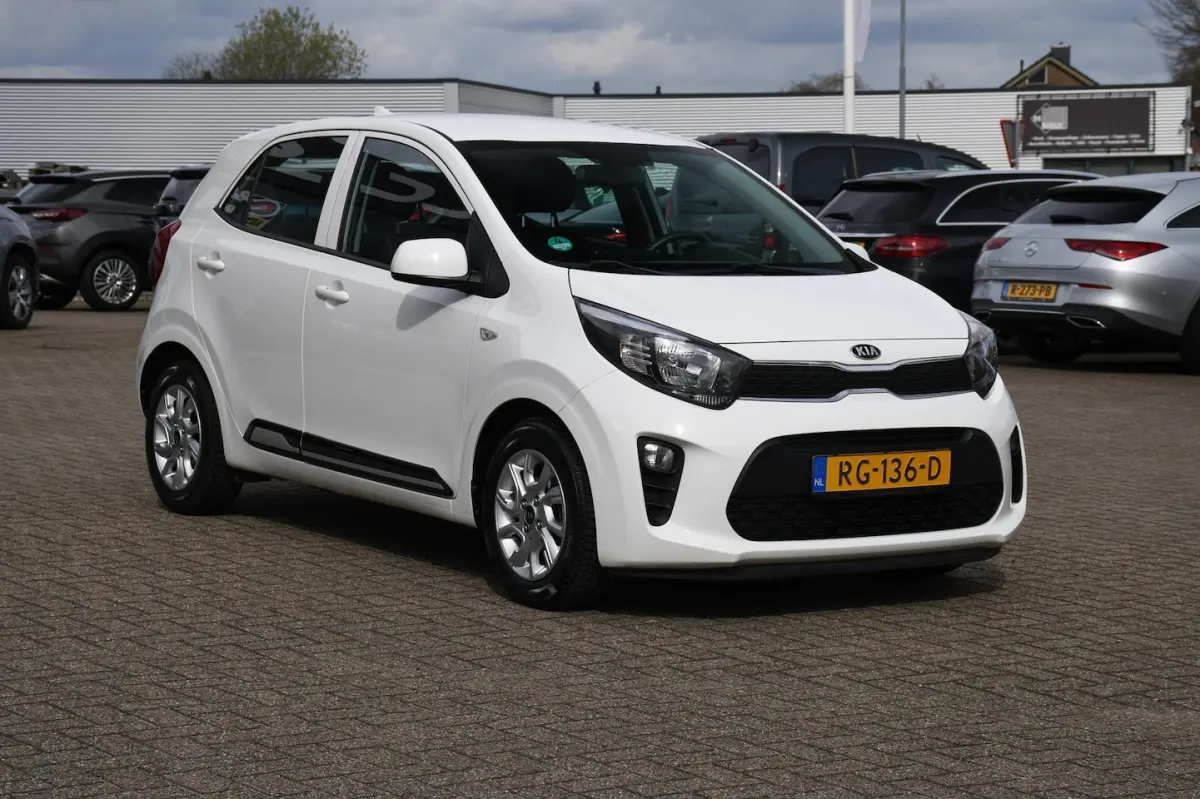 1.0 CVVT Navigator 1 EIGENAAR/ APPLE CARPLAY