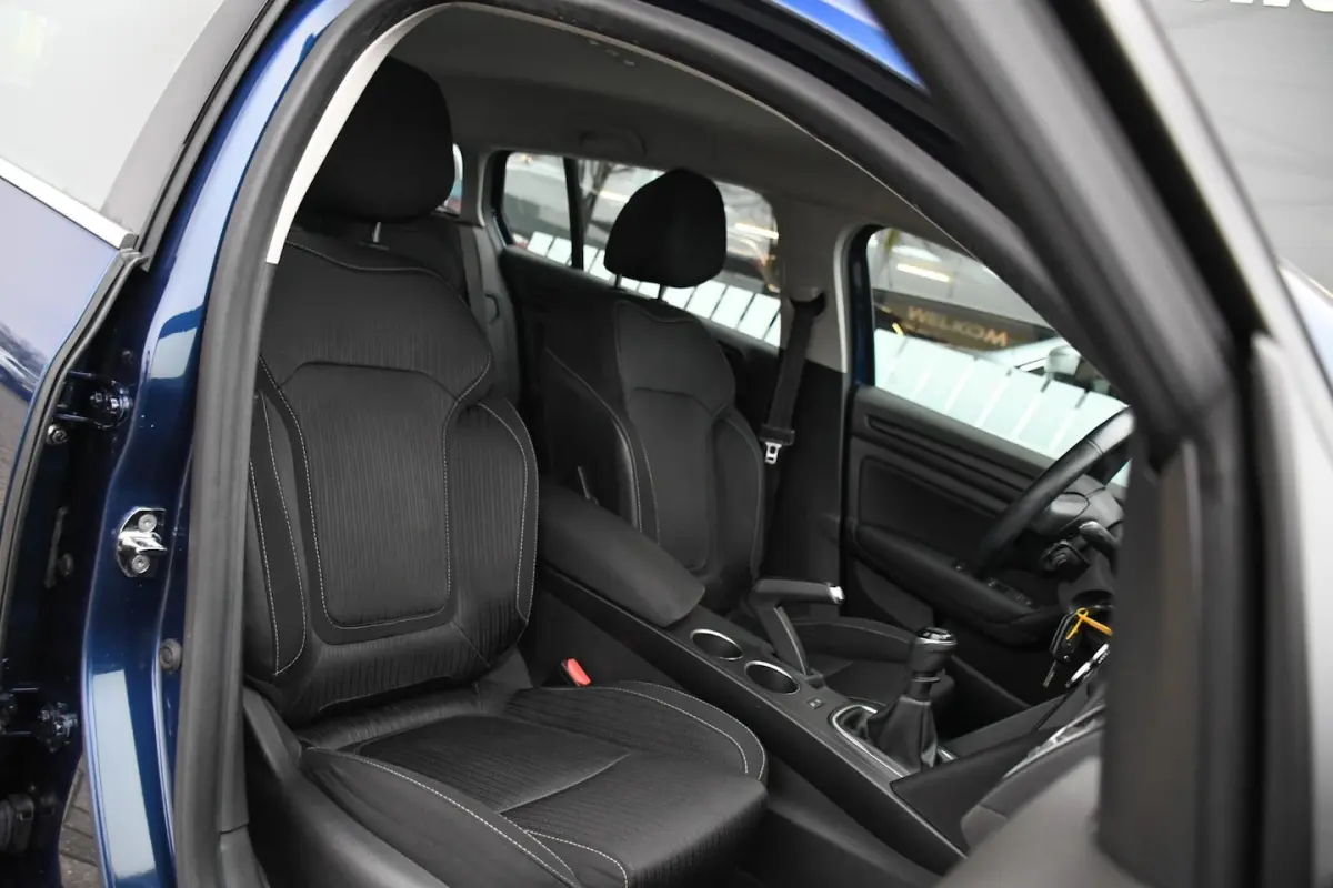 1.2 TCe Zen NAVIGATIE/ CRUISE CONTROL/ DAB