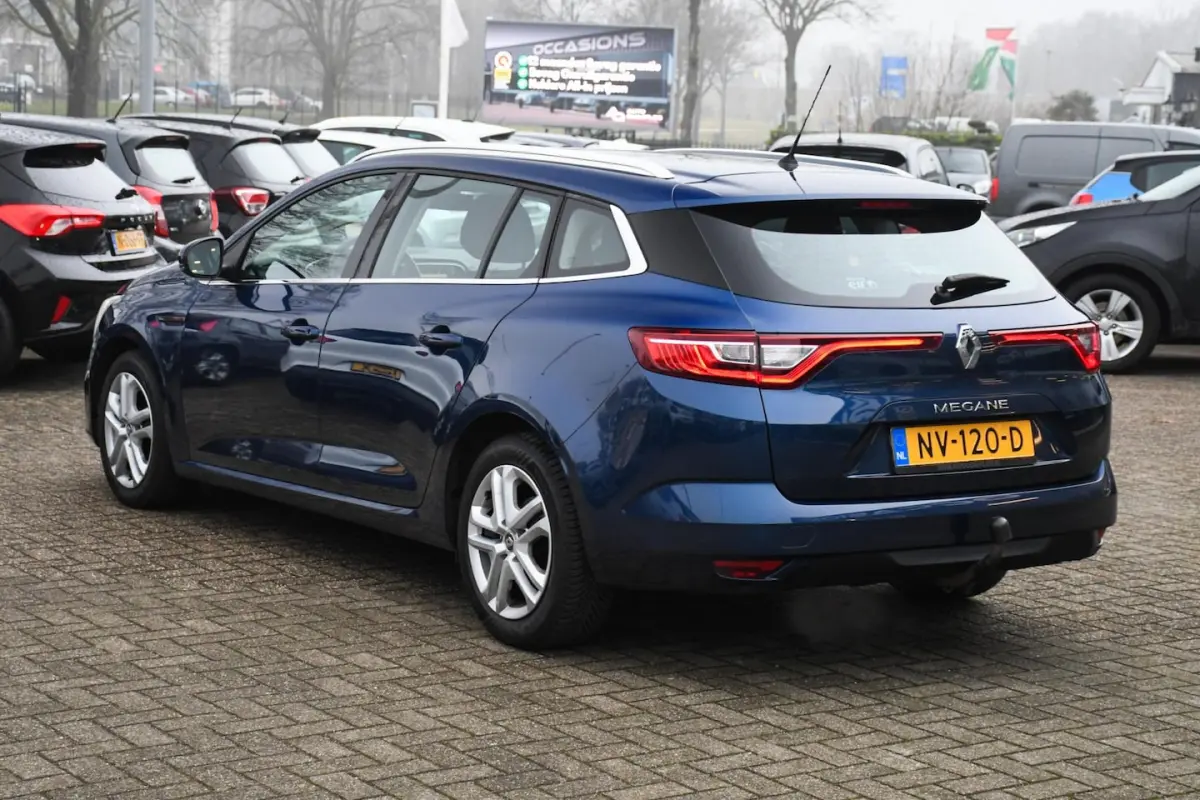 1.2 TCe Zen NAVIGATIE/ CRUISE CONTROL/ DAB