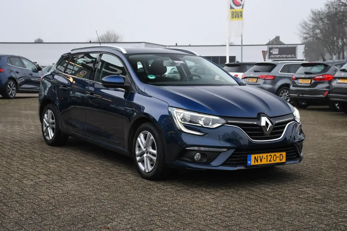 1.2 TCe Zen NAVIGATIE/ CRUISE CONTROL/ DAB