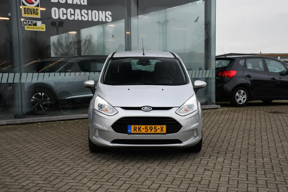 1.0 EcoBoost Titanium 33000 NAP/ NAVIGATIE/ LED