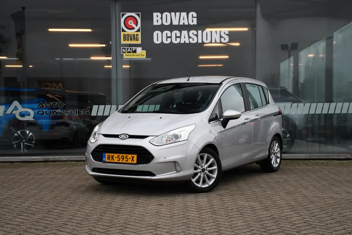1.0 EcoBoost Titanium 33000 NAP/ NAVIGATIE/ LED