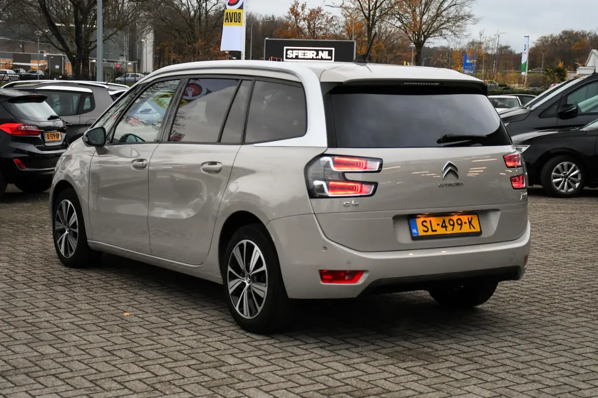 1.2 Feel 7PERS/ 1 EIGENAAR/ APPLE CARPLAY/ KEYLESS