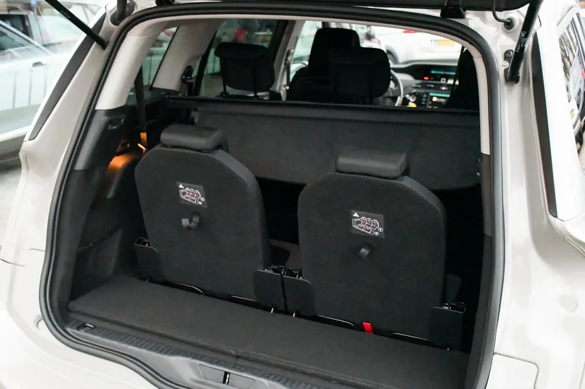 1.2 Feel 7PERS/ 1 EIGENAAR/ APPLE CARPLAY/ KEYLESS