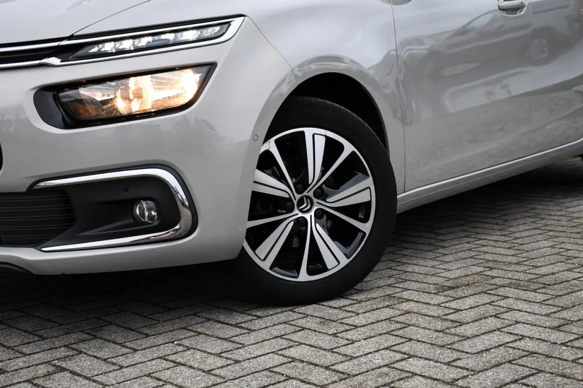 1.2 Feel 7PERS/ 1 EIGENAAR/ APPLE CARPLAY/ KEYLESS