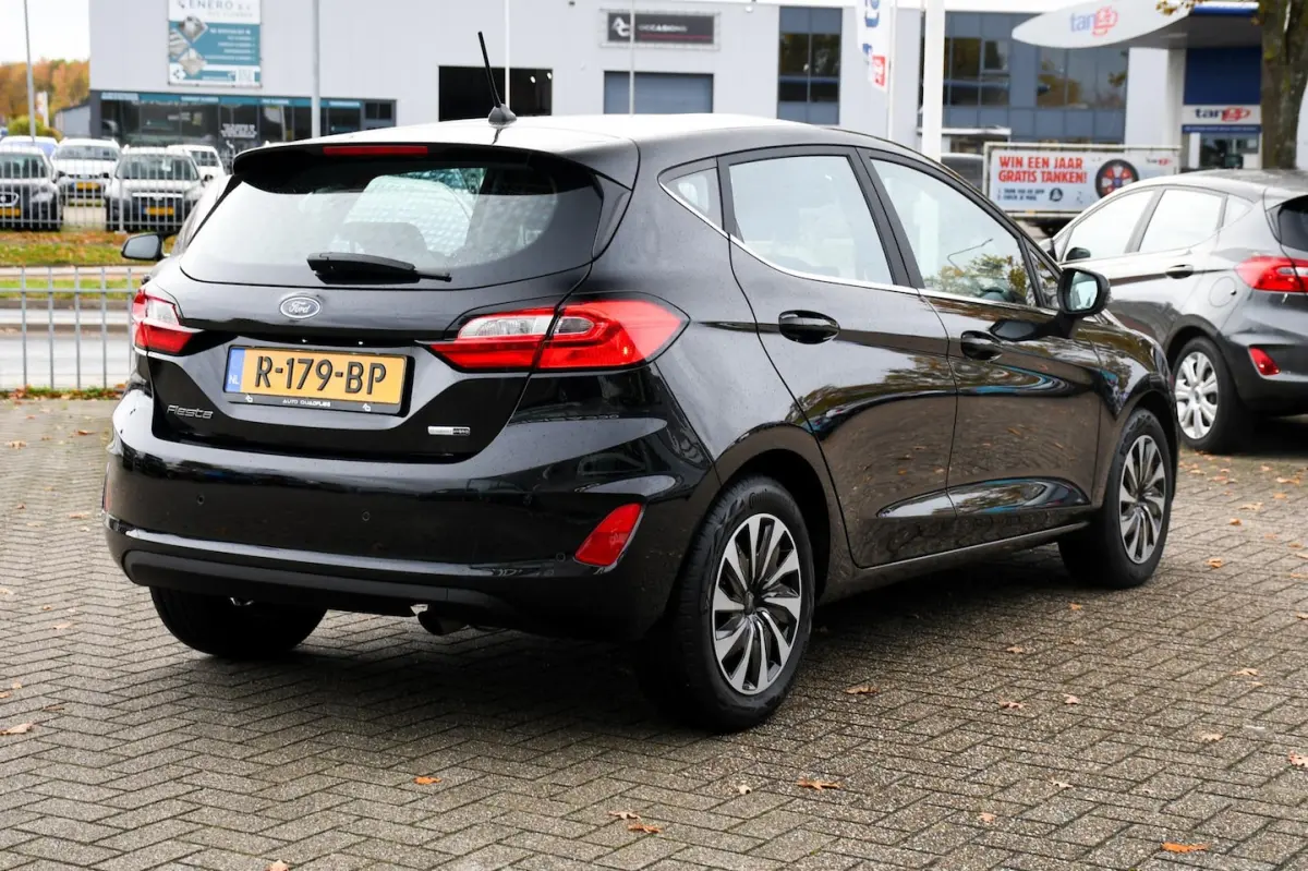 1.0 EcoBoost Hybrid Titanium 1 EIGENAAR/ HILL HOLD