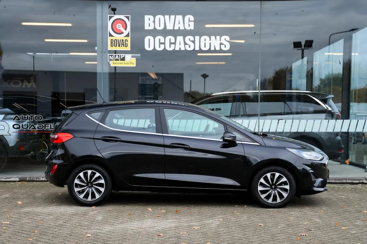 1.0 EcoBoost Hybrid Titanium 1 EIGENAAR/ HILL HOLD
