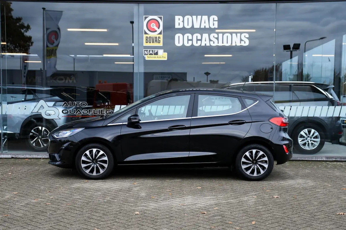 1.0 EcoBoost Hybrid Titanium 1 EIGENAAR/ HILL HOLD
