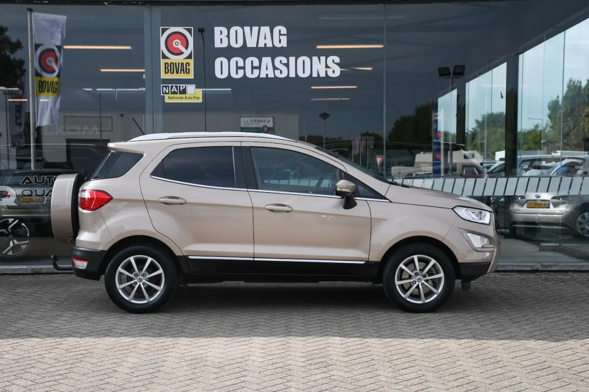 1.0 EcoBoost Titanium HALF-LEDER / TREKHAAK \ CC
